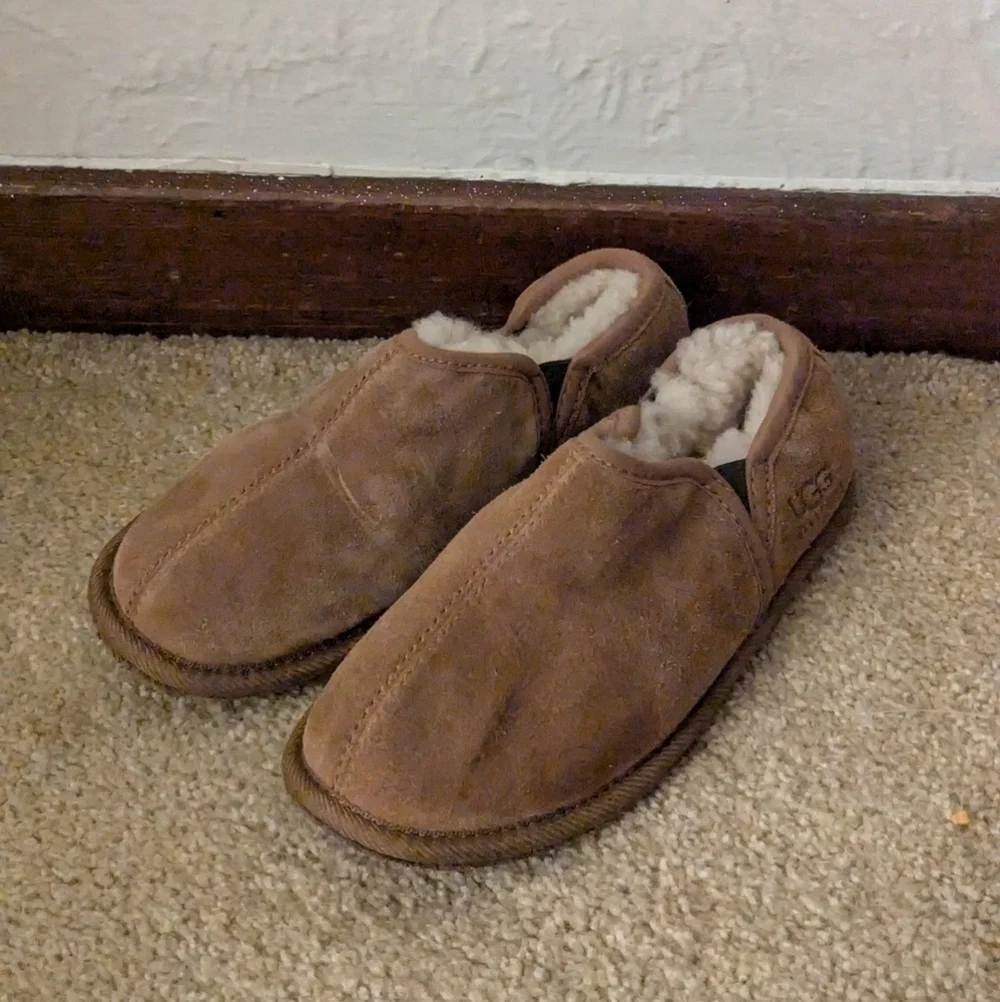 Ugg Scuff Romeo II Slipper size 1